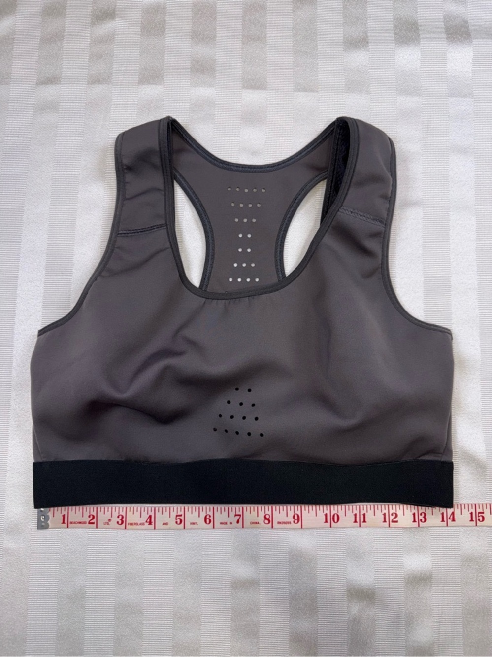 Fabletics Elsie High Impact Sports Bra in Mid-Grey/Phantom Size: Medium - Picture 3 of 9